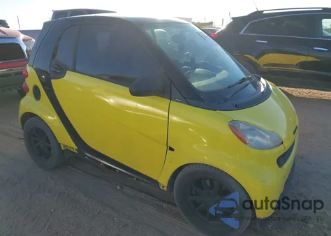 2008 Smart Fortwo Passion/Pure z USA, uszkodzony, nr VIN WMEEJ31X98K175364
